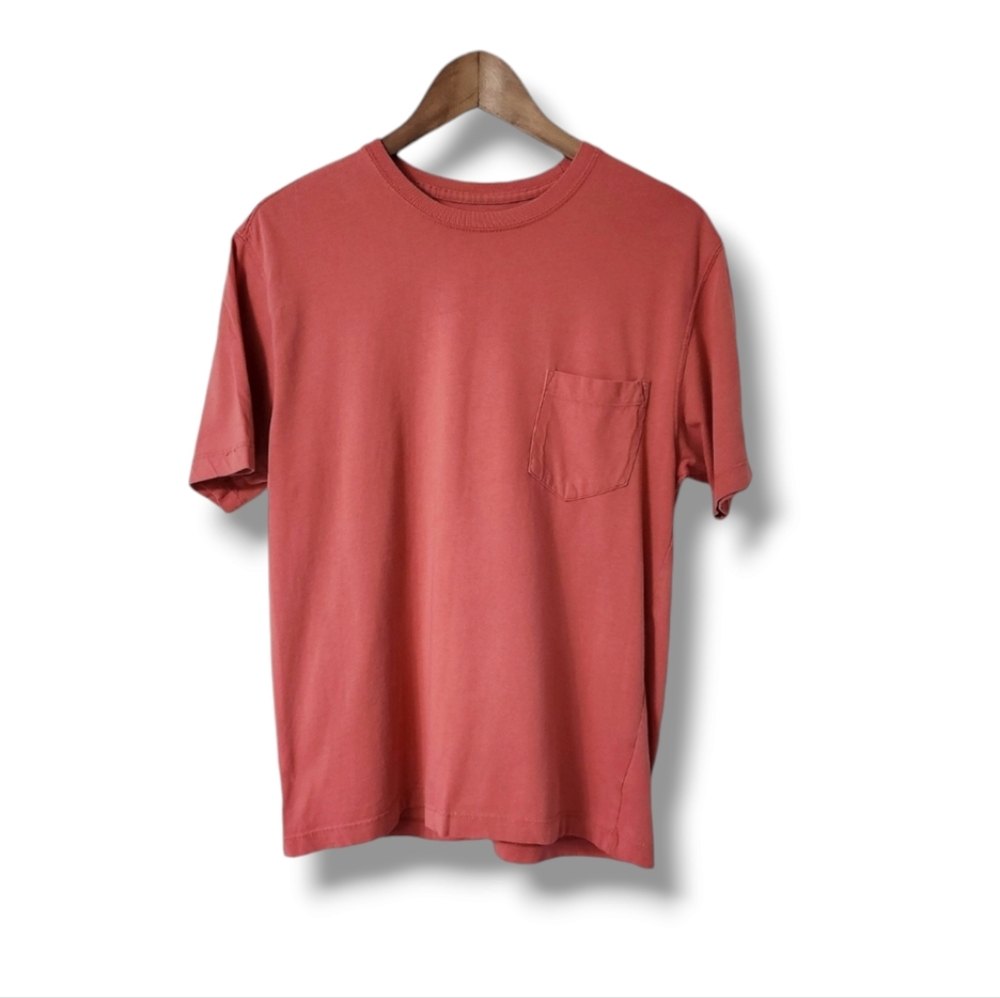 St. John's Bay Coral Short Sleeve Performance Pocketed T-Shirt | Small